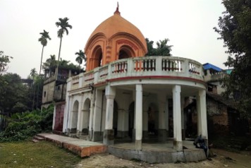 Dolmancha of Radha Shyamsundar Jiu.